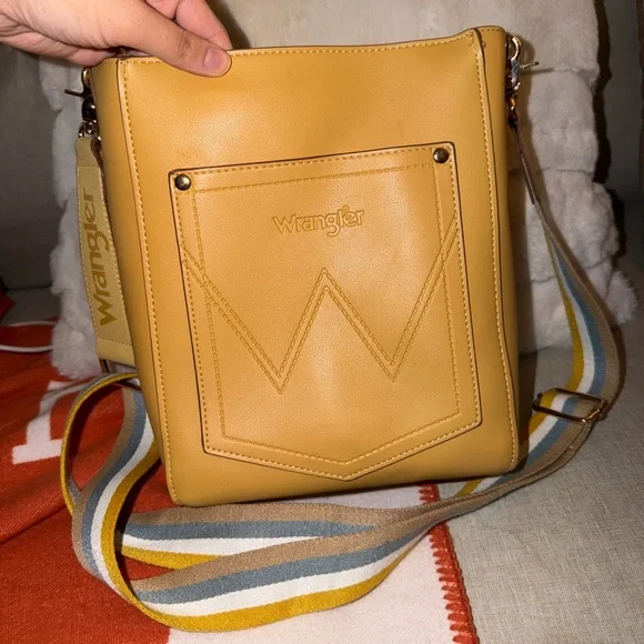 Wrangler Mustard Crossbody Bag with Striped Strap - Picture 2 of 4